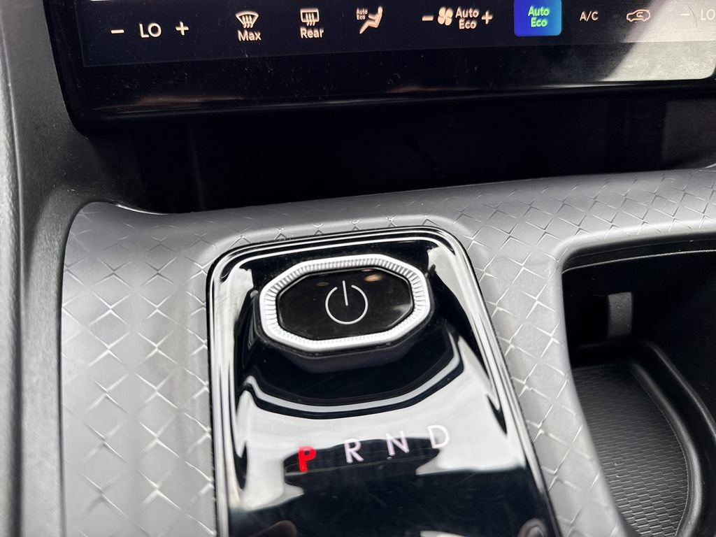 Used 2024 Jeep Wagoneer Launch Edition image 31