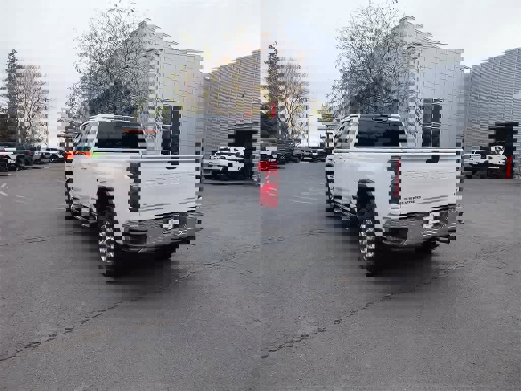 Used 2020 Chevrolet Silverado 3500 LT w/ Texas Edition image 4