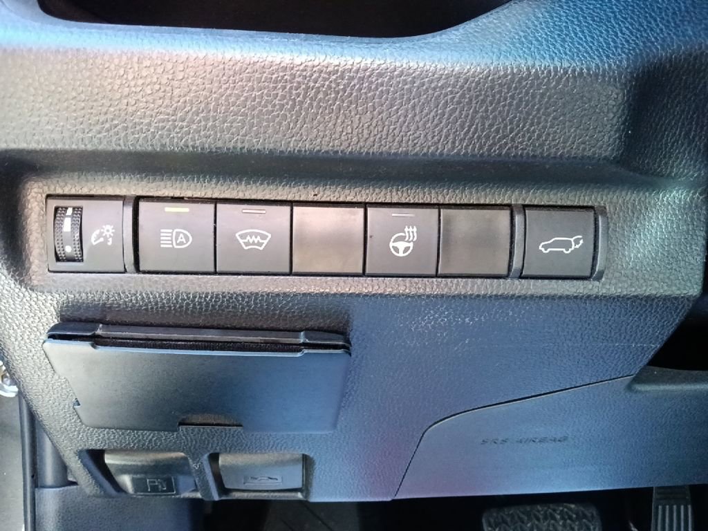 Used 2024 Toyota RAV4 XLE w/ Convenience Package image 16