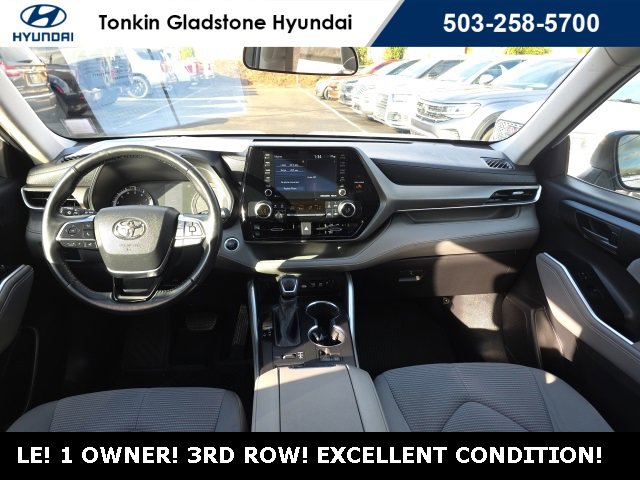 Used 2021 Toyota Highlander LE image 32