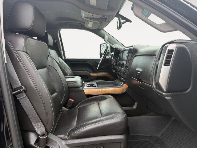 Used 2018 Chevrolet Silverado 2500 LTZ w/ LTZ Plus Package image 10