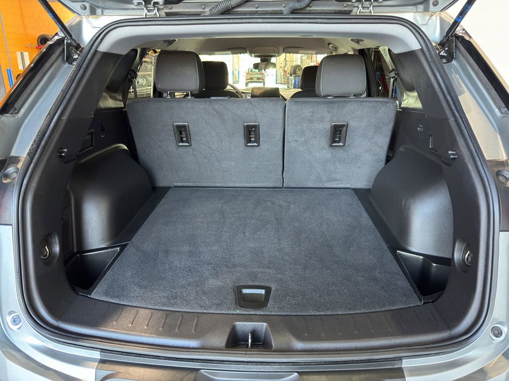 Used 2025 Chevrolet Blazer LT image 22
