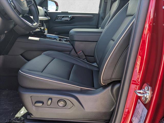 New 2026 Chevrolet Suburban Premier image 4