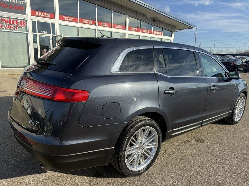 Used 2014 Lincoln MKT AWD w/ Equipment Group 201A image 4
