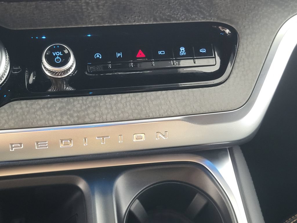 New 2027 Ford Expedition Tremor w/ Driver's Package AWD/4WD image 20