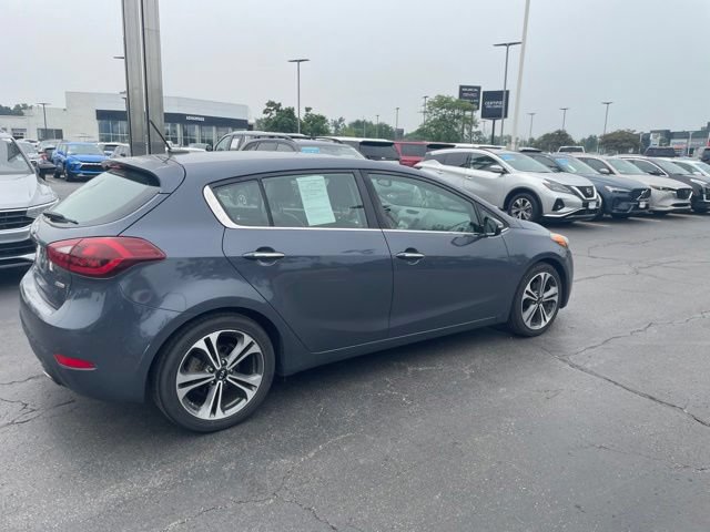 Used 2016 Kia Forte EX w/ EX Premium Technology Package FWD image 2