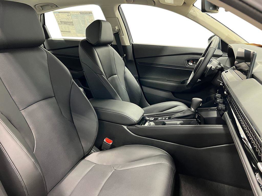 New 2025 Honda Accord Touring image 32