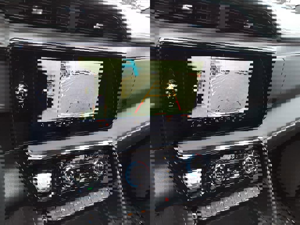 Used 2025 GMC Sierra 1500 AT4X w/ AT4X AEV Edition image 14