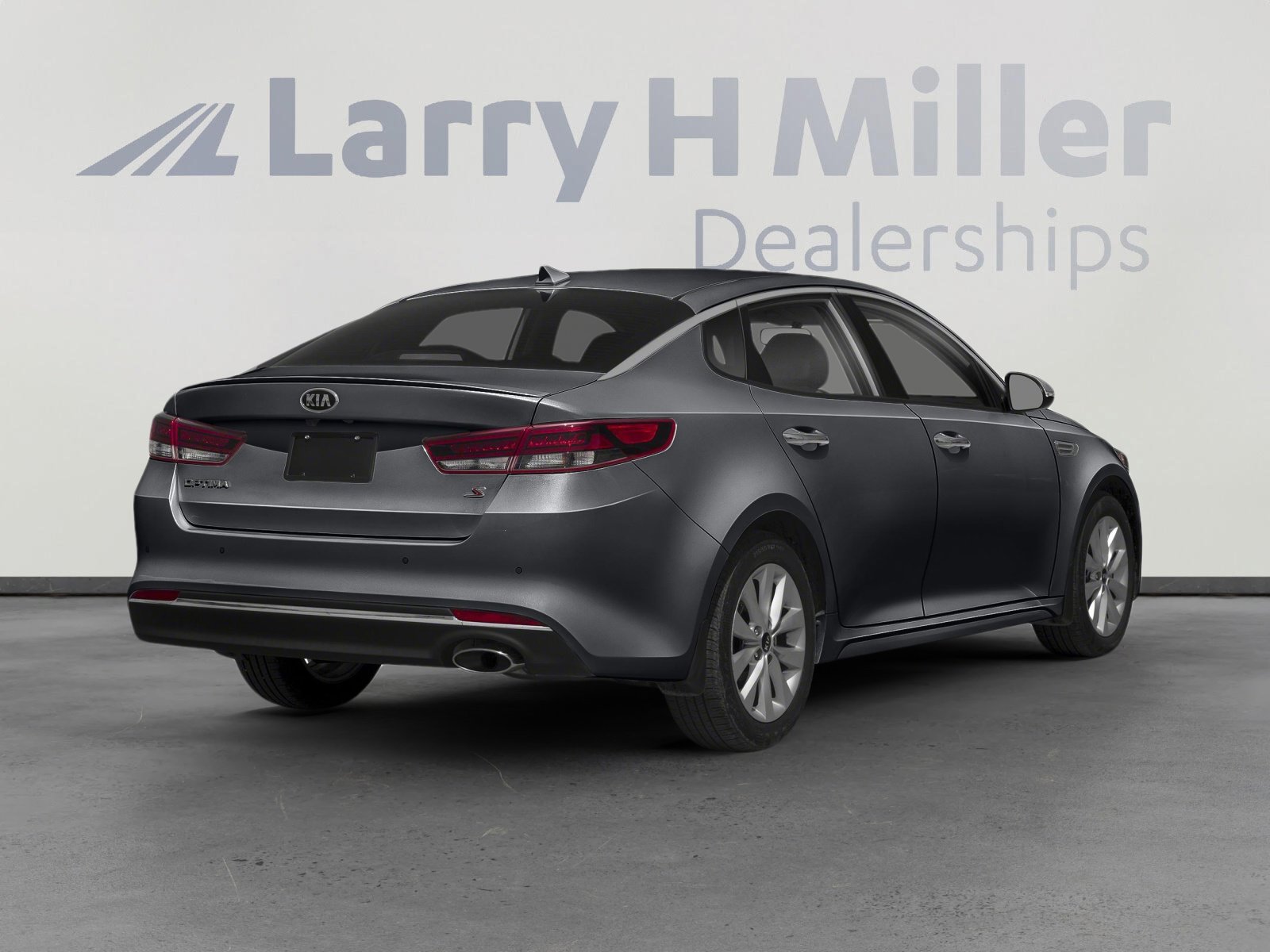 Used 2018 Kia Optima S image 2