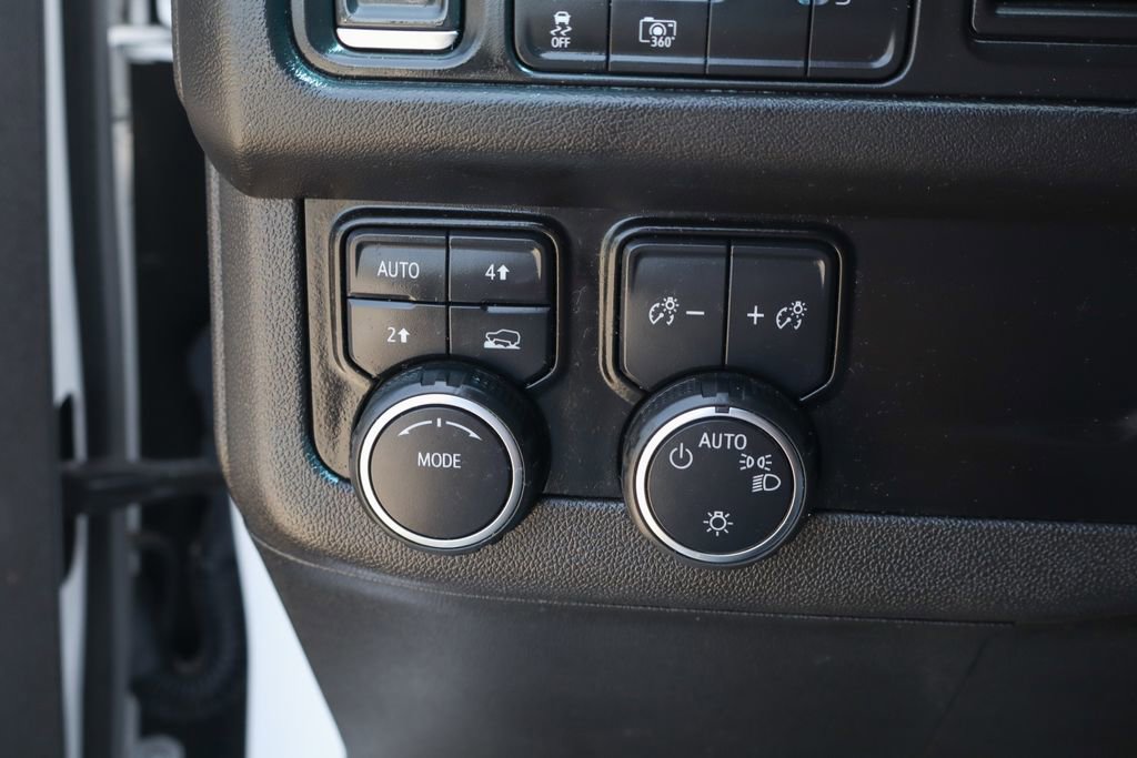 Used 2022 Chevrolet Tahoe RST w/ Sport Performance Package AWD/4WD image 23