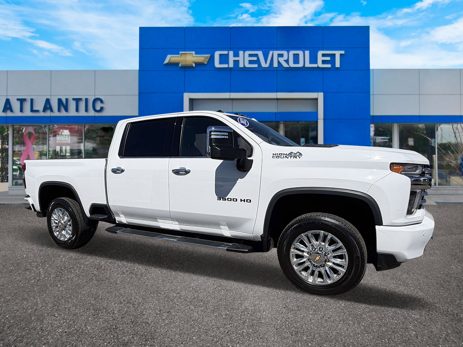 Used 2022 Chevrolet Silverado 3500 High Country w/ Safety Package II image 5