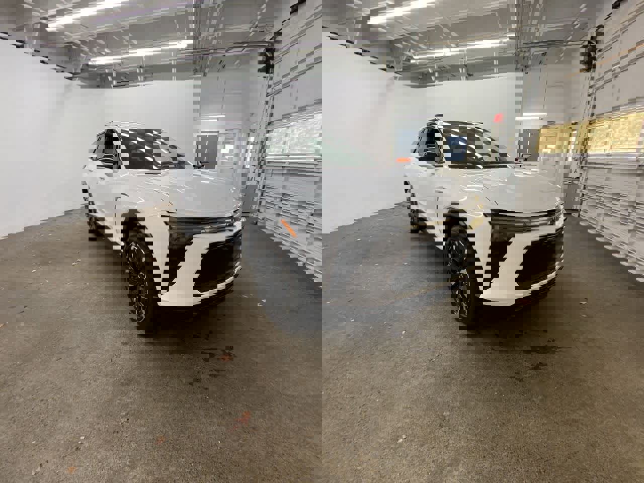 Used 2024 Chevrolet Blazer EV RS image 8