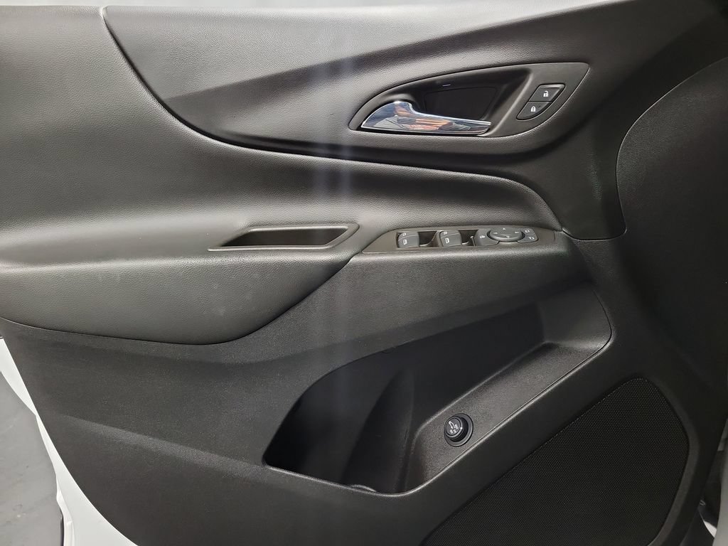 Used 2023 Chevrolet Equinox LT AWD/4WD image 23