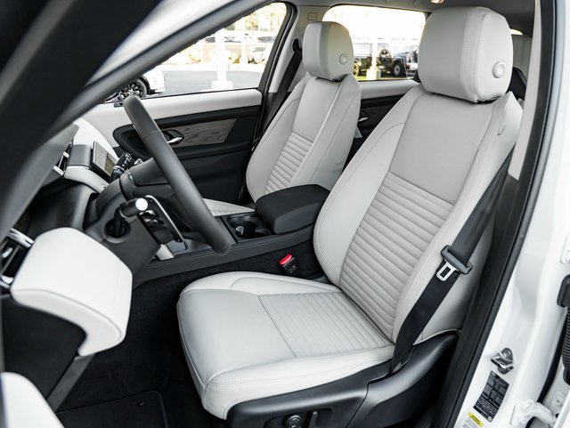 New 2025 Land Rover Discovery Sport S AWD/4WD image 13