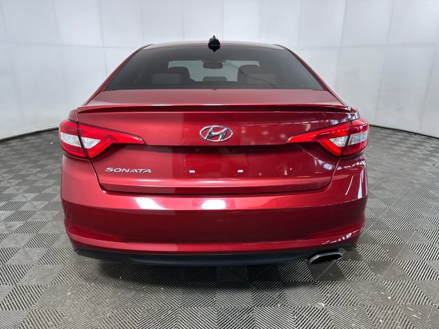 Used 2016 Hyundai Sonata SE image 4