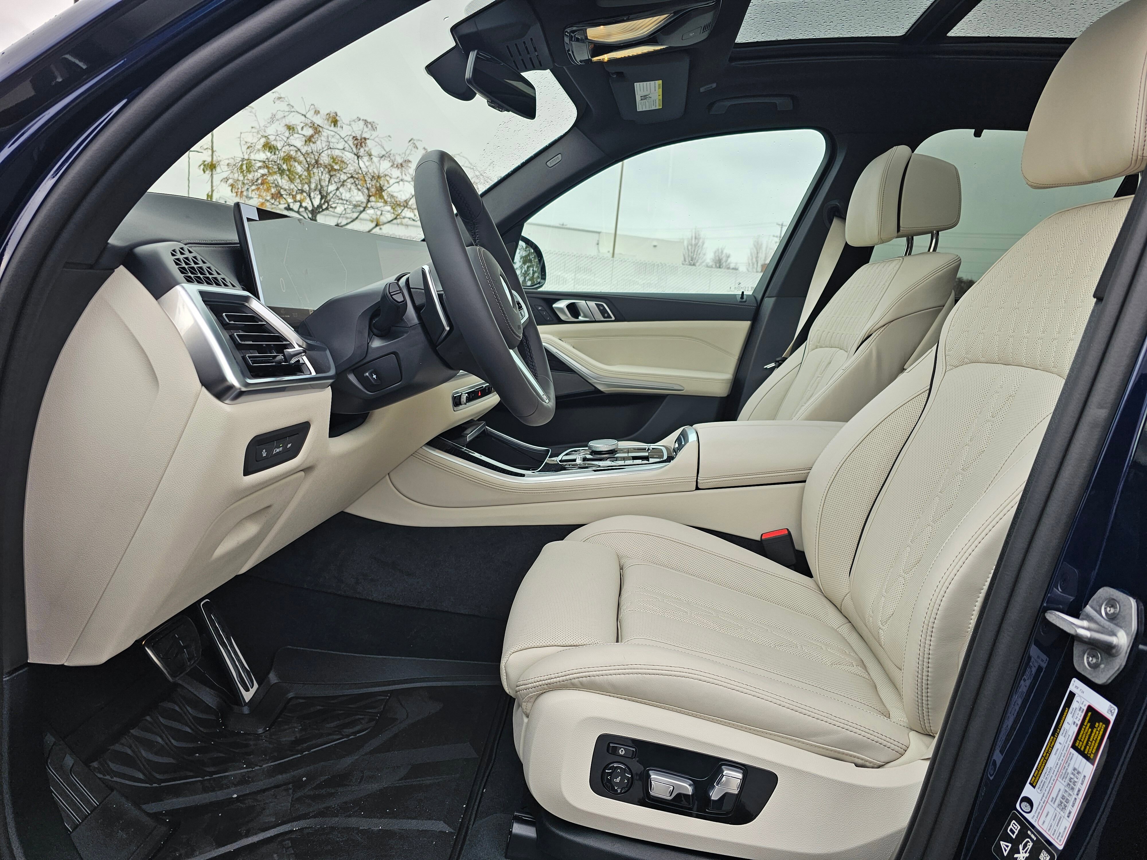 New 2026 BMW X5 xDrive40i w/ M Sport Package image 11