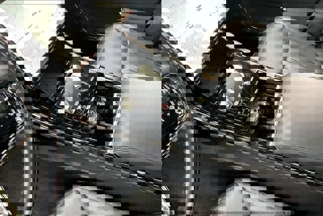 Used 2024 Land Rover Range Rover Sport Dynamic SE image 16