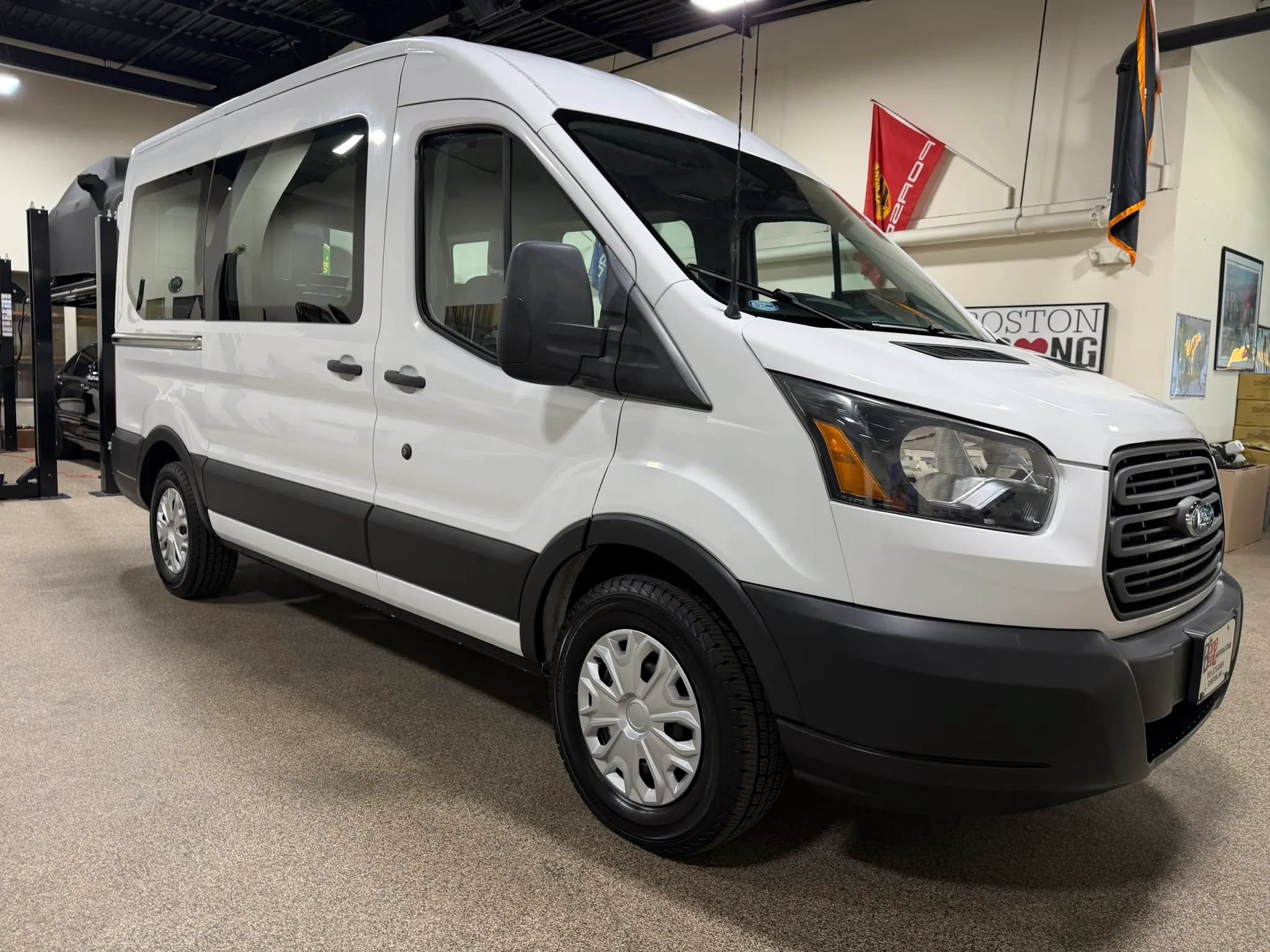Used 2015 Ford Transit 150 XL RWD image 14