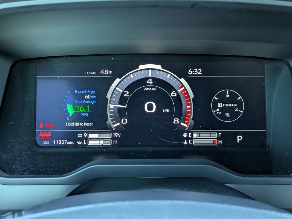 Used 2025 Toyota Tundra Platinum image 29