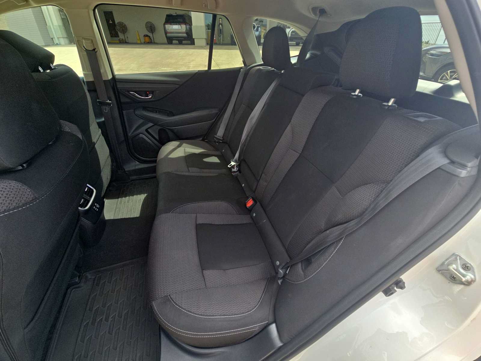 Used 2023 Subaru Outback Premium AWD/4WD image 23