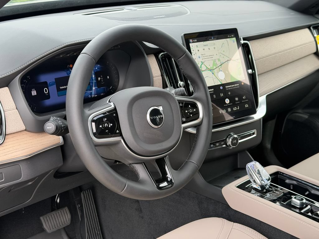 New 2026 Volvo XC90 B6 Plus w/ Protection Package Premier AWD/4WD image 15