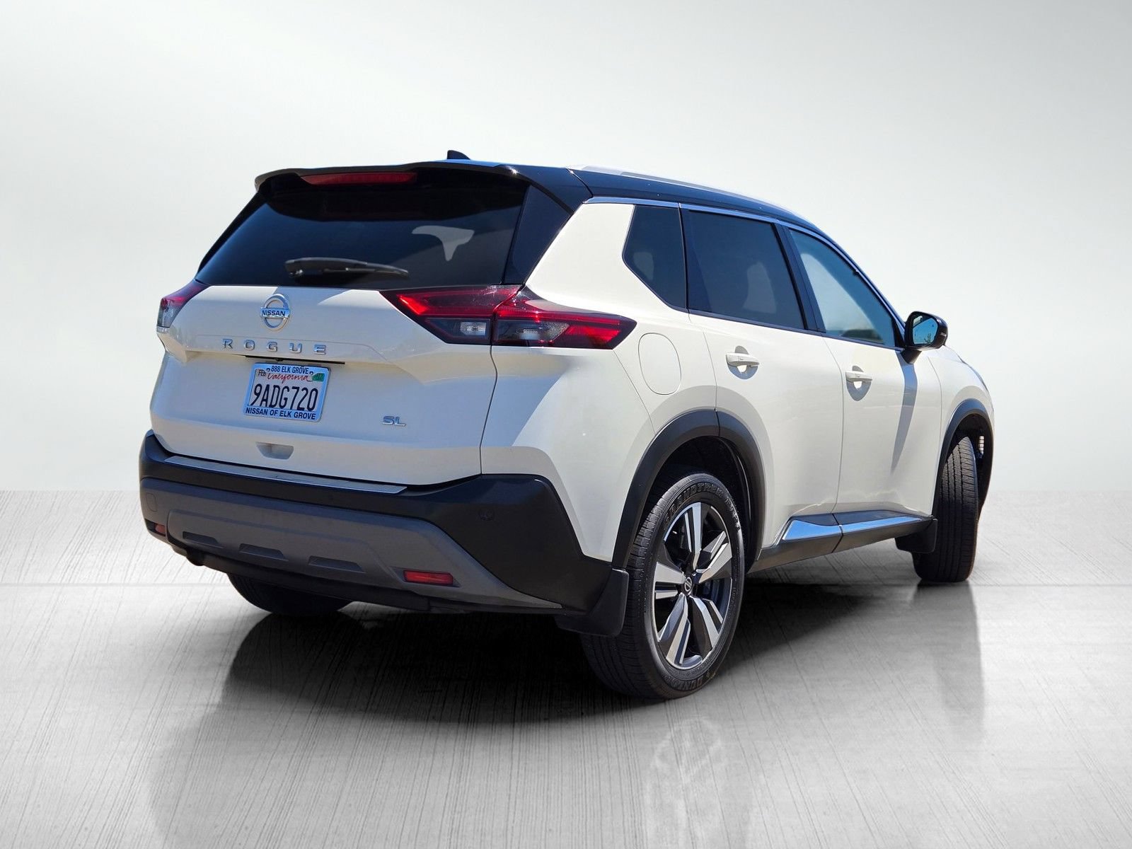 Used 2021 Nissan Rogue SL FWD image 4