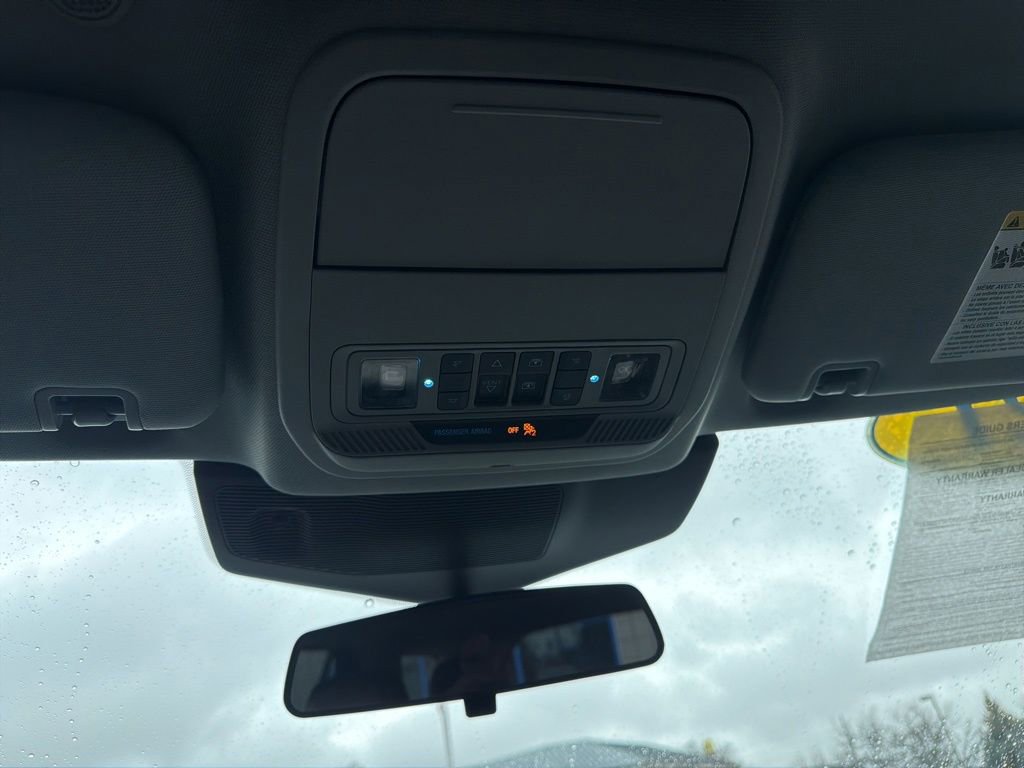 Used 2021 Ford Explorer XLT w/ Equipment Group 202A image 33