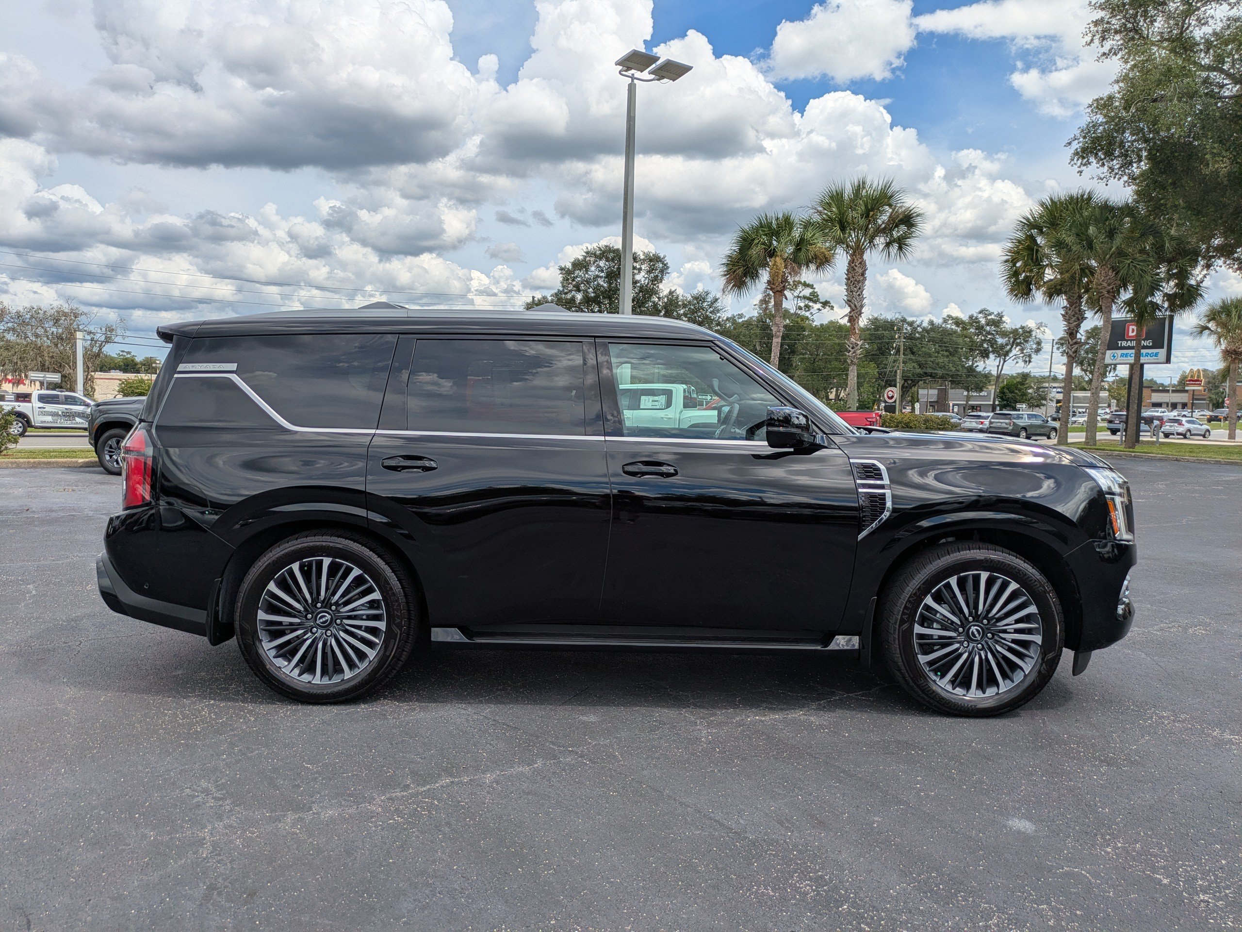 New 2026 Nissan Armada Platinum Reserve AWD/4WD image 3
