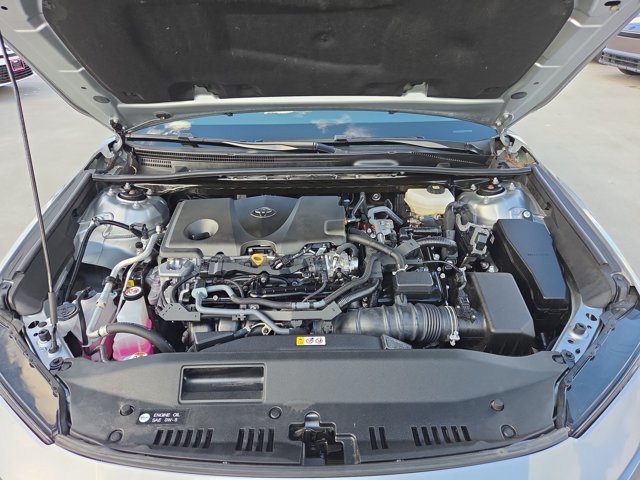 Used 2025 Toyota Camry LE FWD image 21