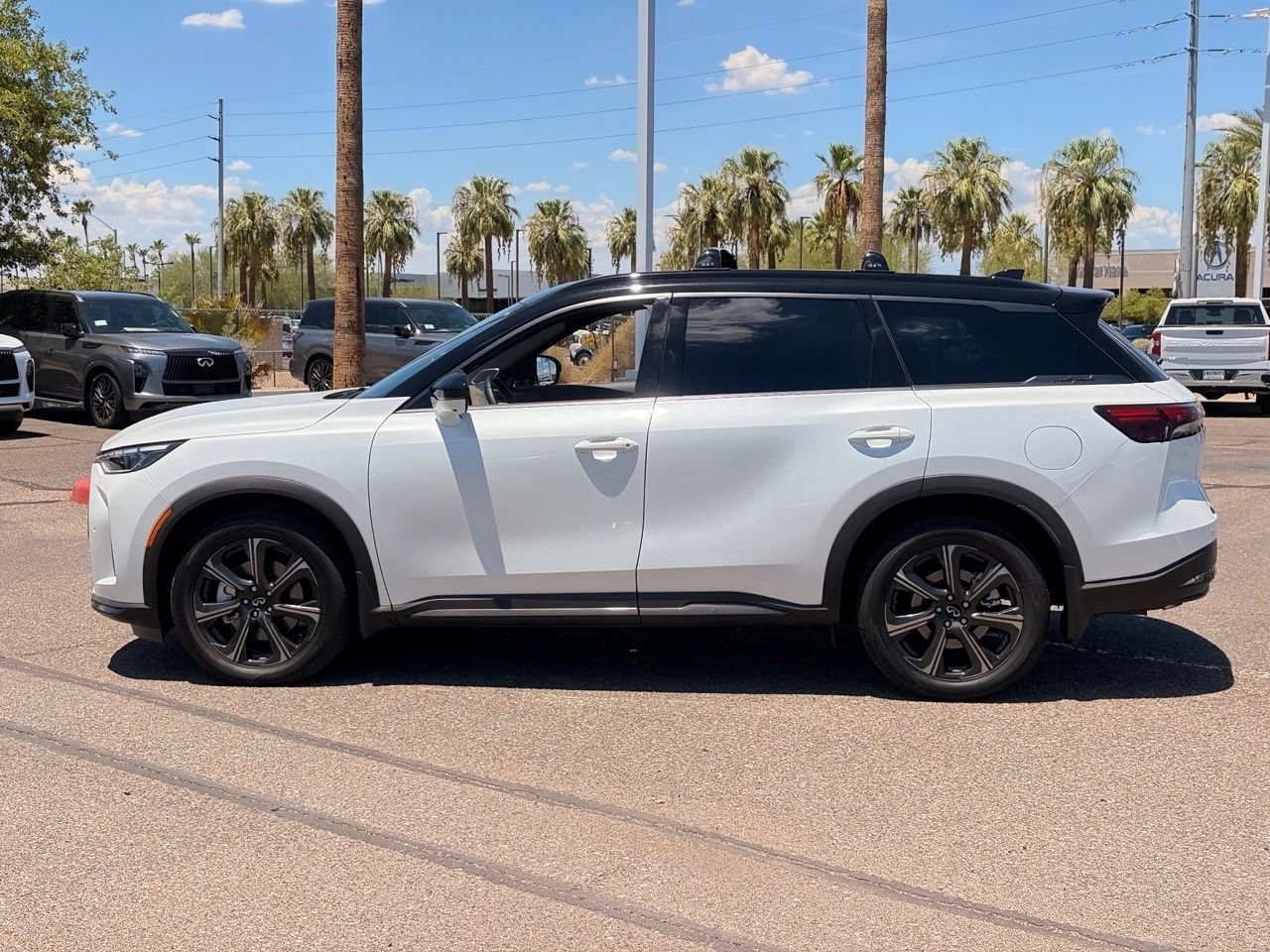 New 2026 INFINITI QX60 Autograph w/ Dark Cargo Package AWD/4WD image 3