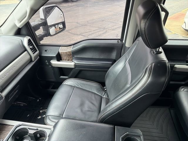 Used 2019 Ford F250 Lariat w/ Lariat Ultimate Package image 24