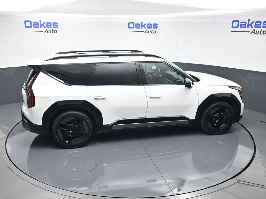Certified 2024 Kia EV9 GT-Line AWD/4WD image 58