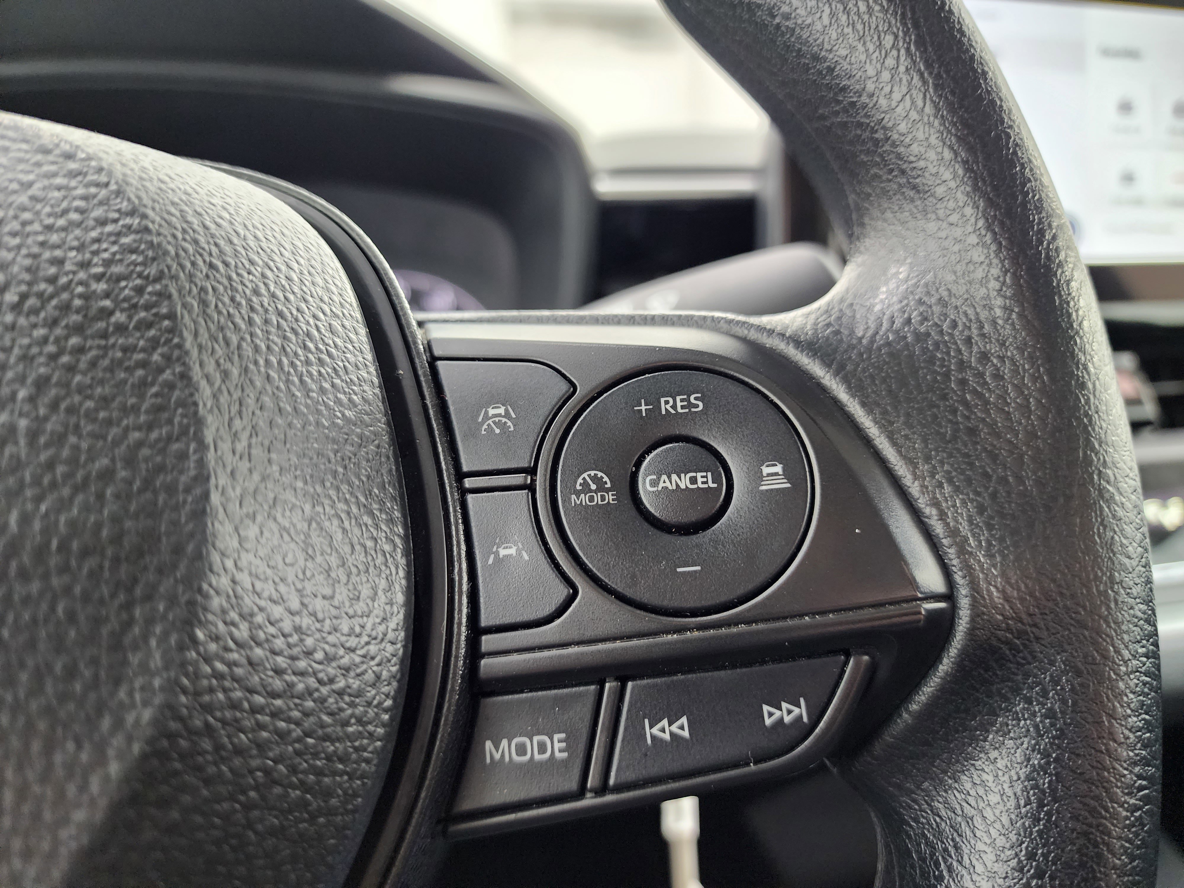 Used 2024 Toyota Corolla LE image 12