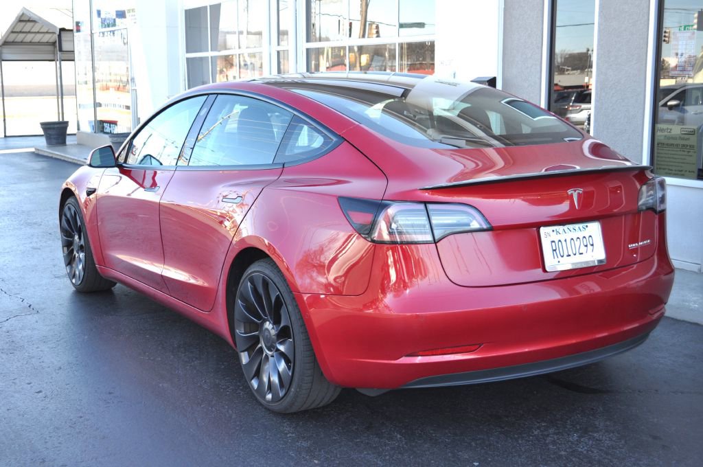 Used 2022 Tesla Model 3 Performance image 12