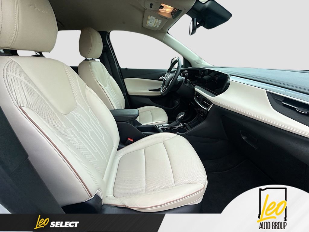 Used 2024 Buick Encore GX Avenir w/ Avenir Convenience Package FWD image 30