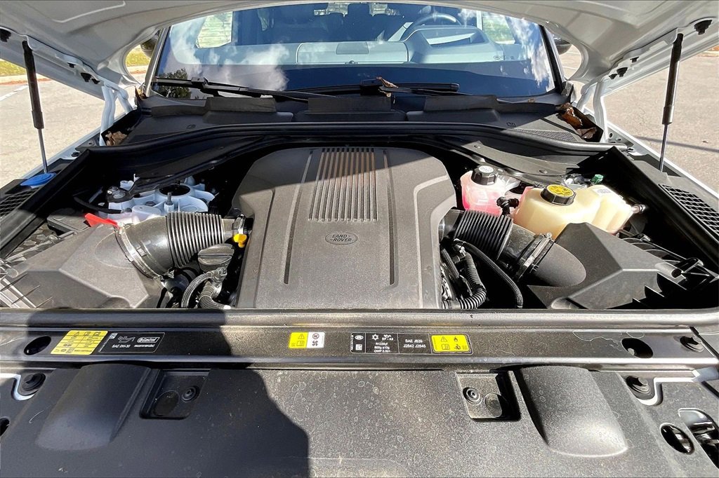 Used 2025 Land Rover Range Rover Sport Dynamic SE image 29