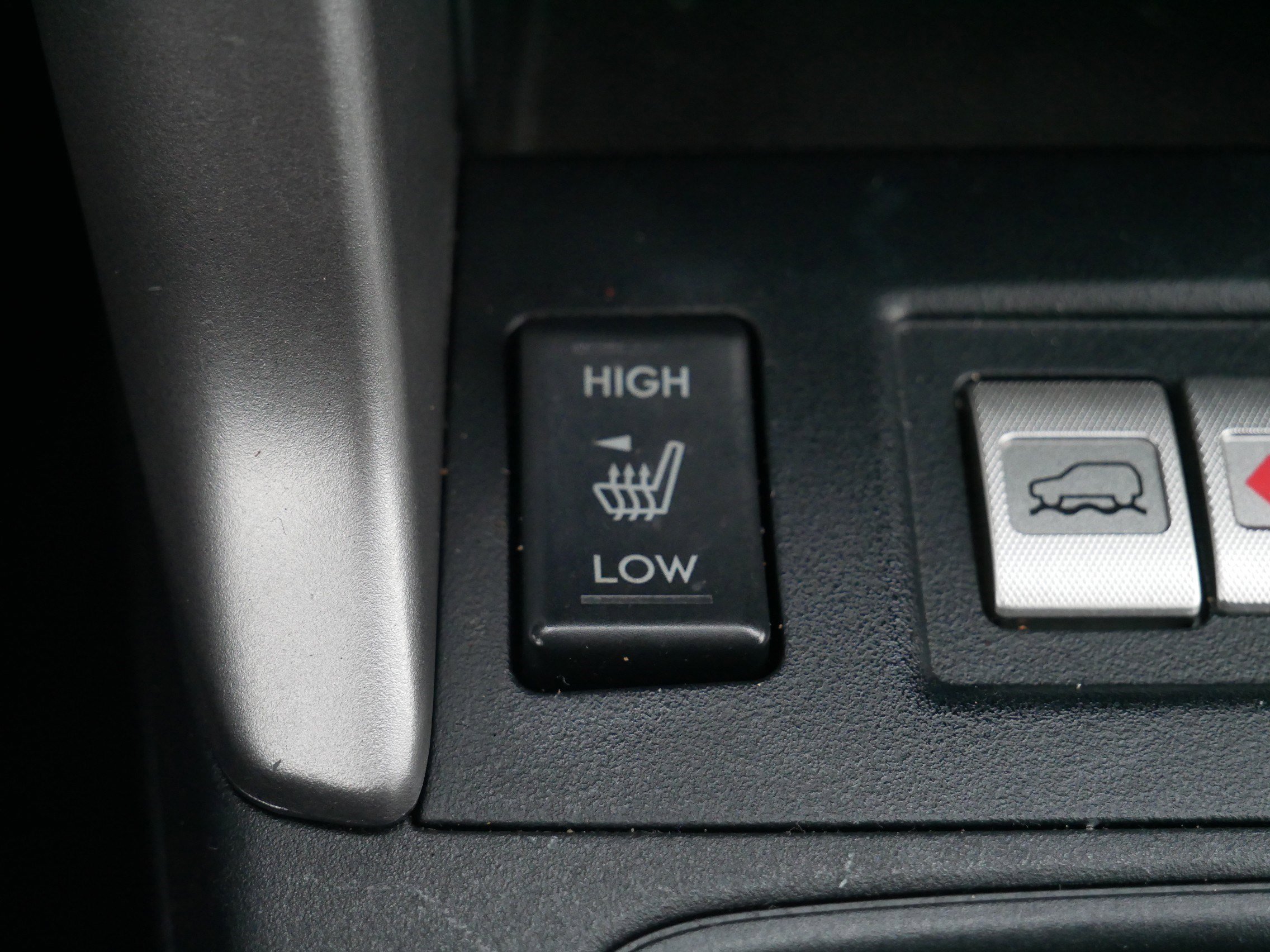 Used 2015 Subaru Forester 2.5i Limited w/ Popular Package #2 image 31