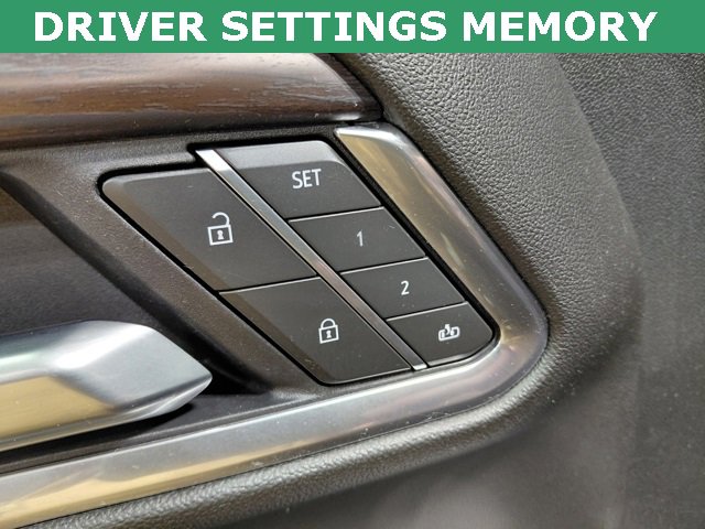 Certified 2025 GMC Sierra 1500 SLT image 8