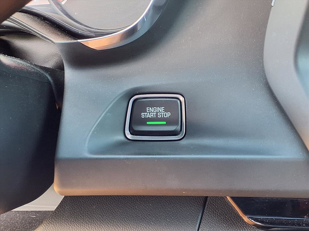 Used 2018 Chevrolet Camaro SS image 12