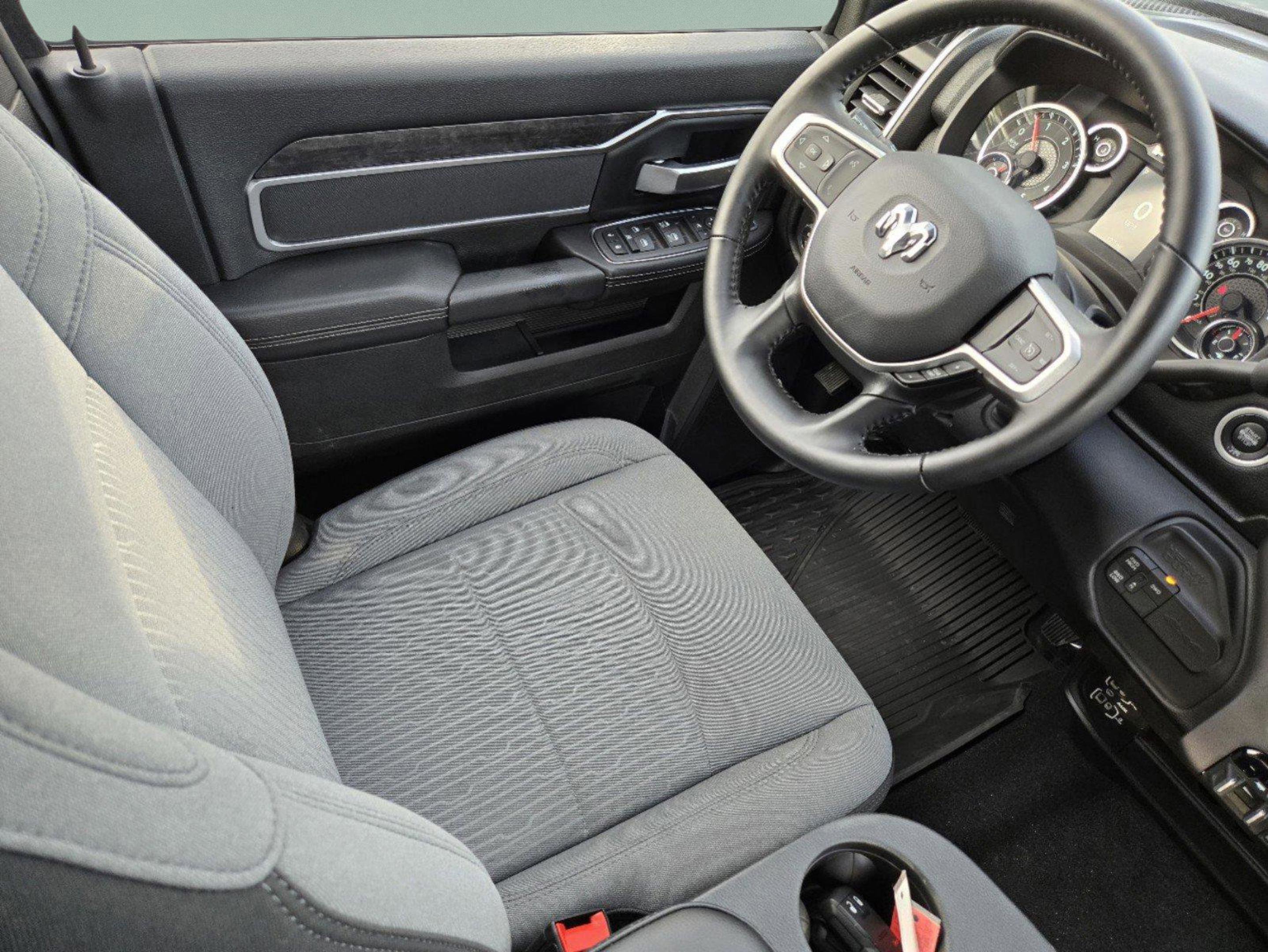 New 2024 RAM 2500 Big Horn w/ Bed Utility Group image 19