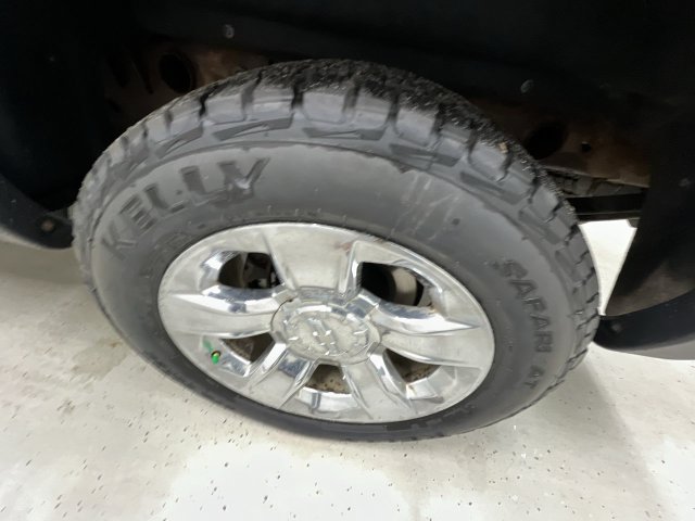 Certified 2018 Chevrolet Silverado 1500 LTZ w/ Sport Package AWD/4WD image 32