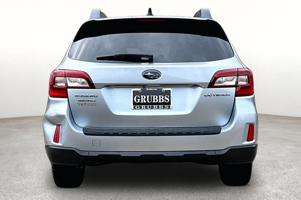 Used 2016 Subaru Outback 2.5i Limited AWD/4WD image 5