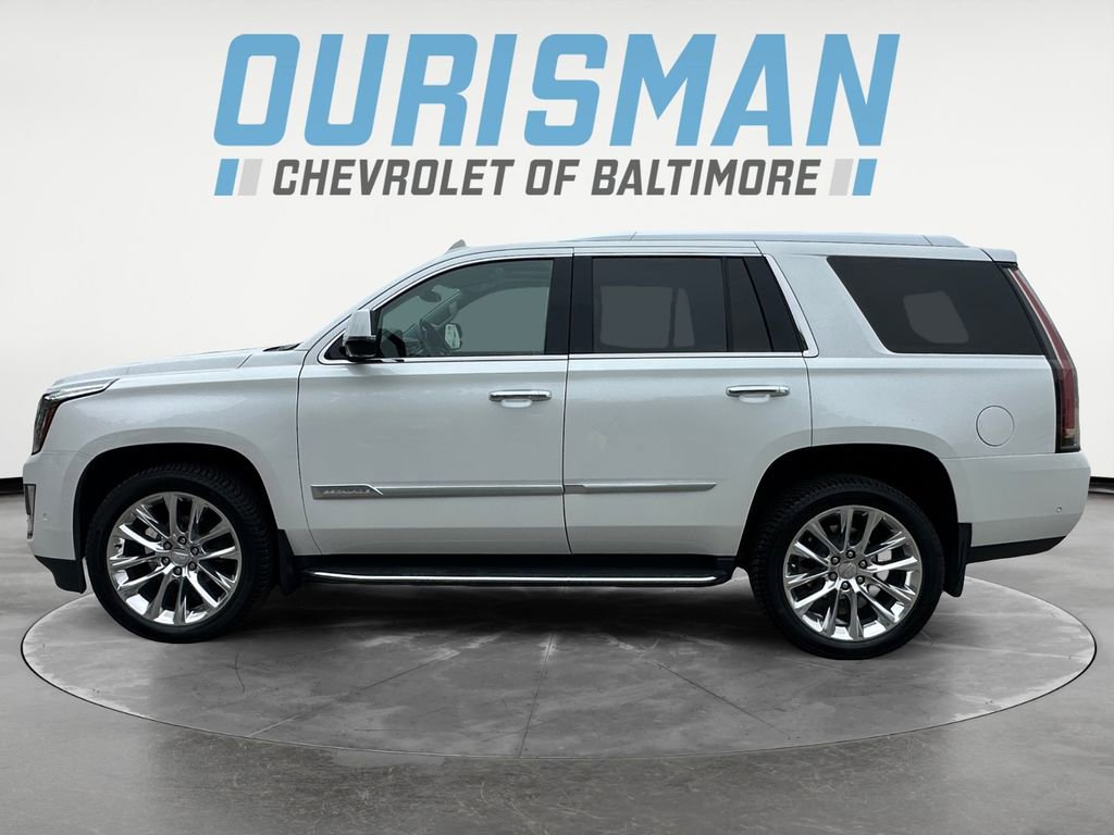 Used 2020 Cadillac Escalade Luxury AWD/4WD image 3
