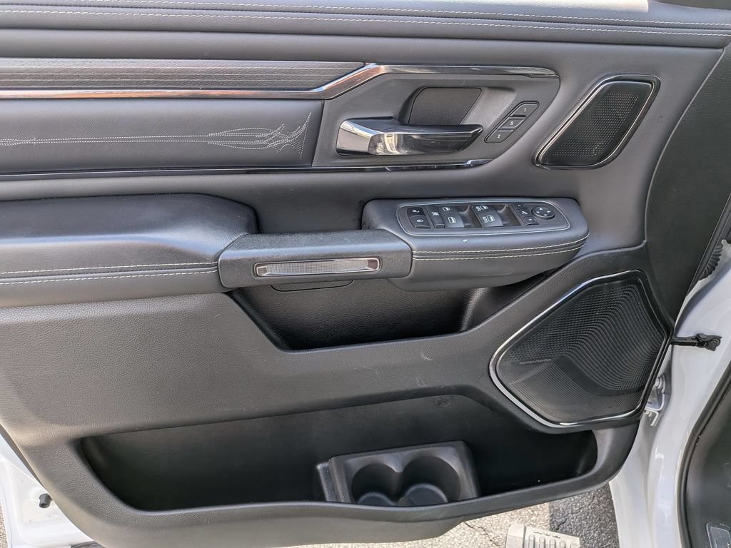 Used 2024 RAM 1500 Limited AWD/4WD image 10