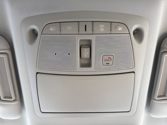 Used 2022 Nissan Armada SL AWD/4WD image 27