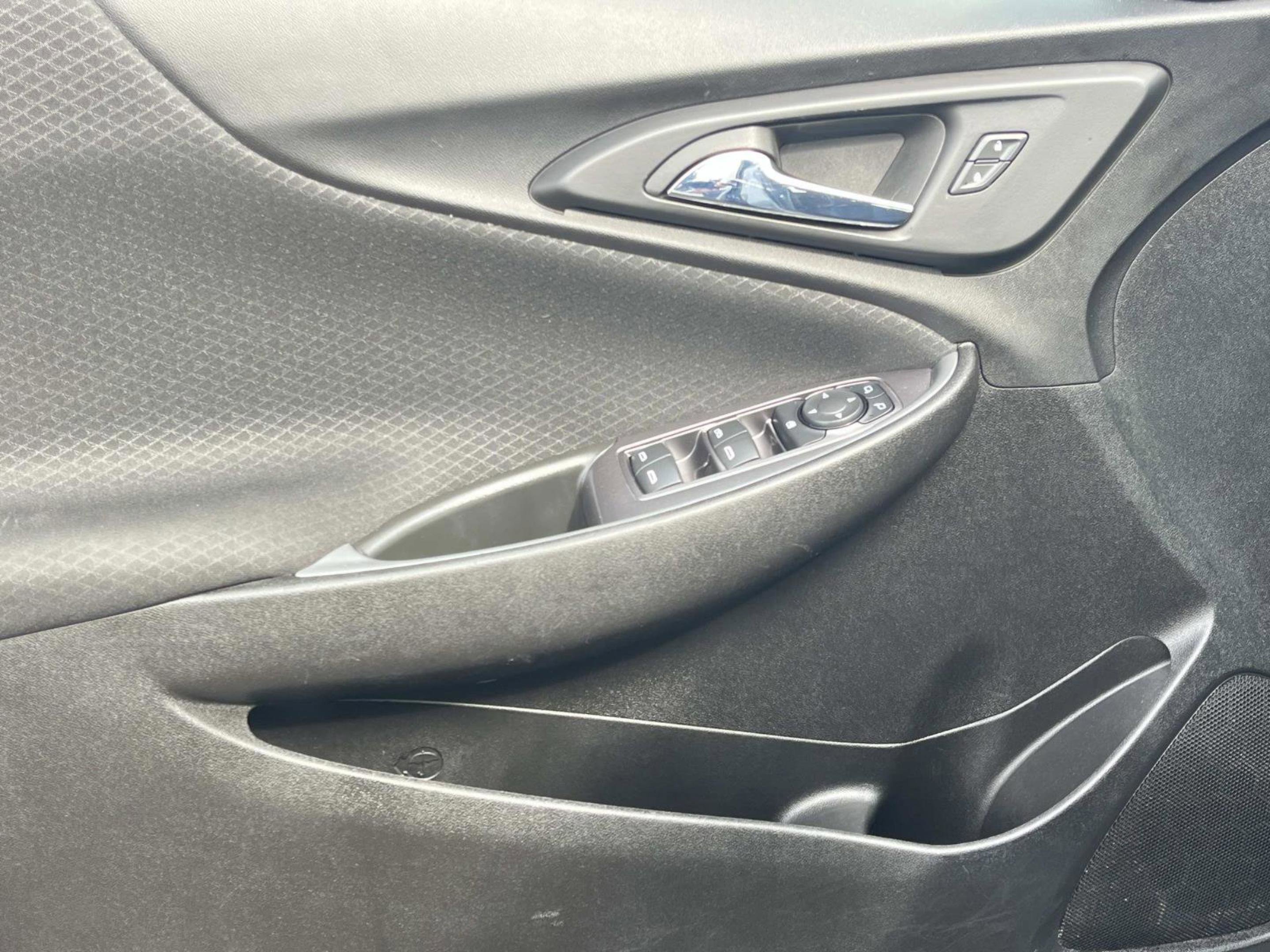 Used 2023 Chevrolet Malibu LT image 26