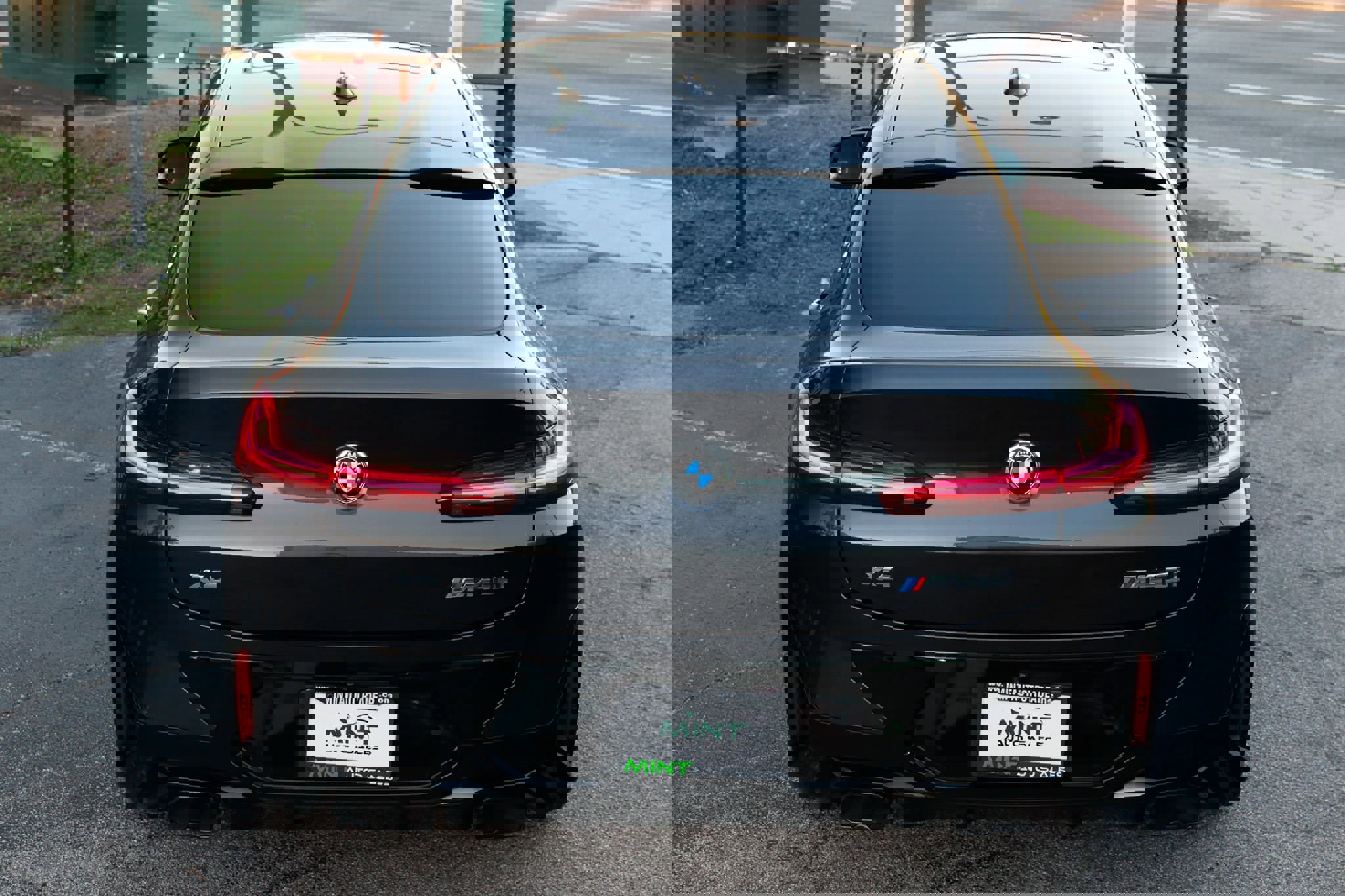 Used 2022 BMW X4 M40i w/ Premium Package image 12