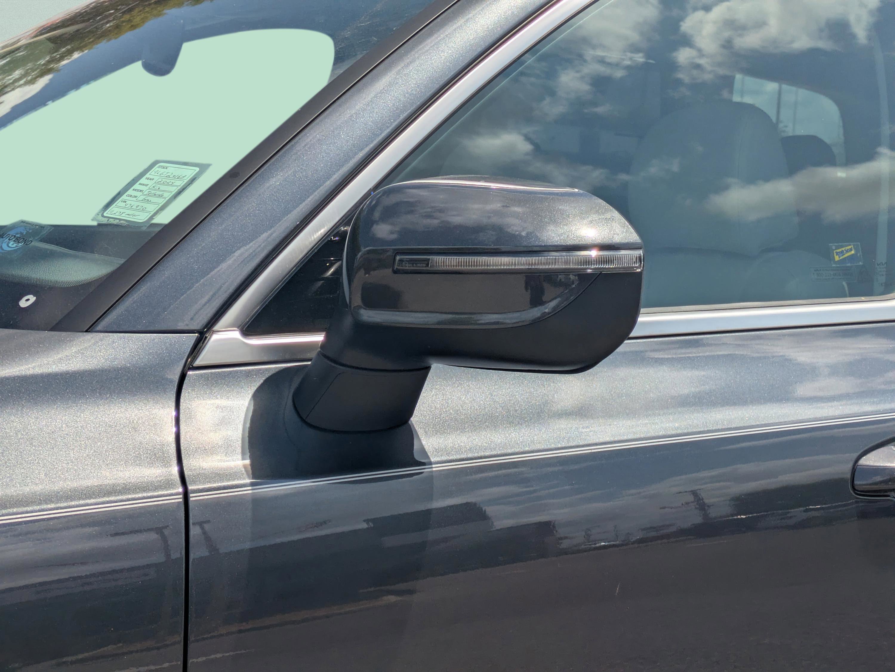 Certified 2024 Kia Telluride EX image 12