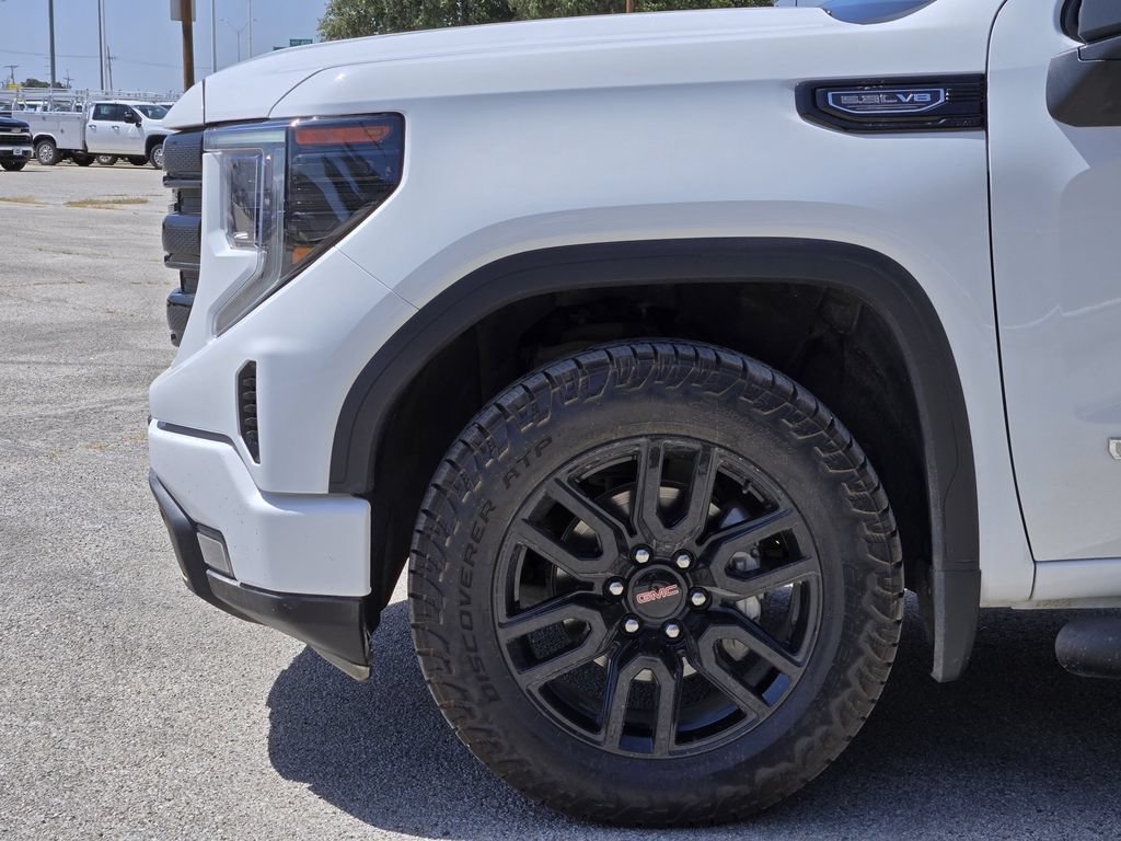 Used 2023 GMC Sierra 1500 Elevation AWD/4WD image 8