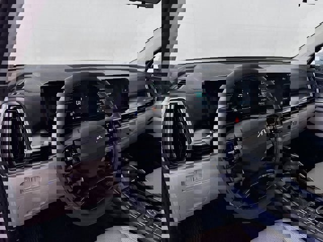 New 2026 Kia Sorento S image 9